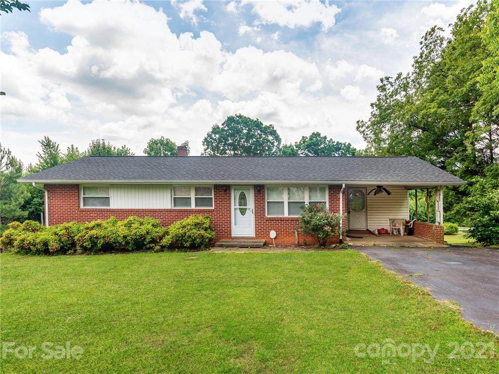 5140 Hall Street - Photo 1