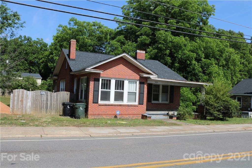 1020 Concord Avenue - Photo 1