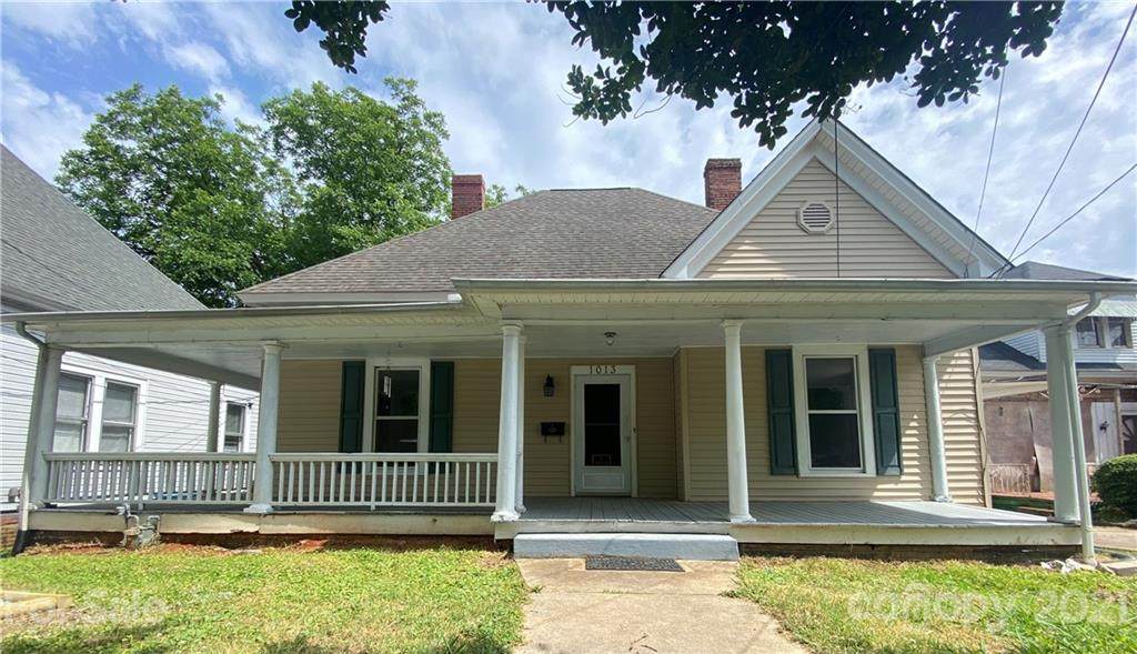 1013 Fulton Street - Photo 1