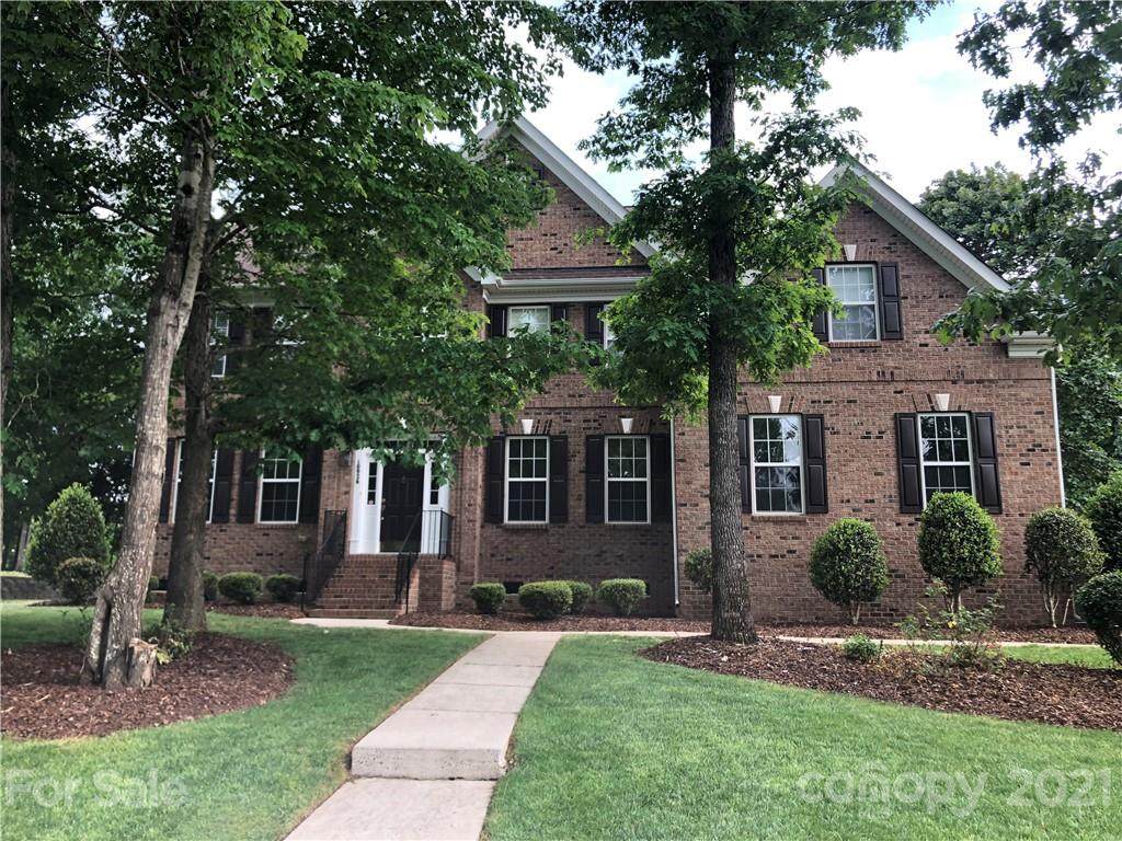 10926 Persimmon Creek Drive - Photo 1