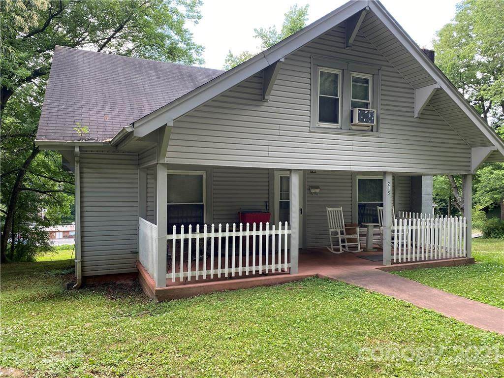 215 Newland Place - Photo 1