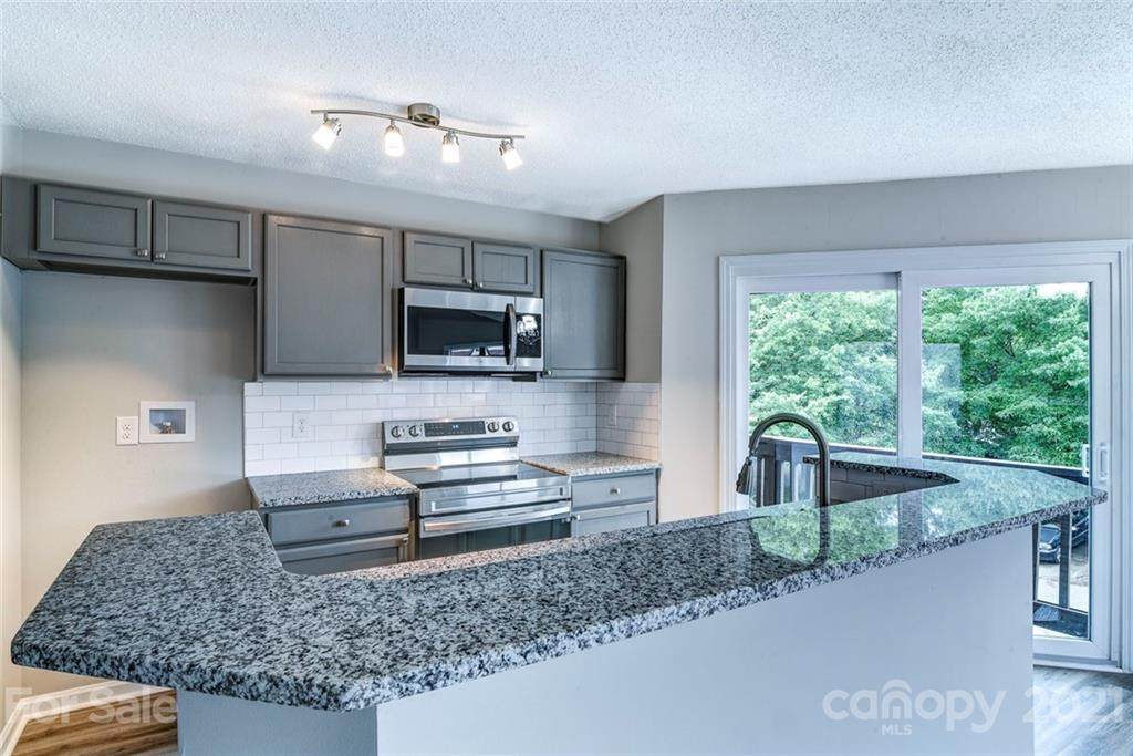 8179 Cedar Glen Drive - Photo 1