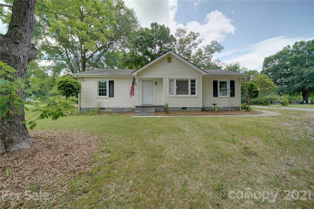 1109 Griffith Road - Photo 1