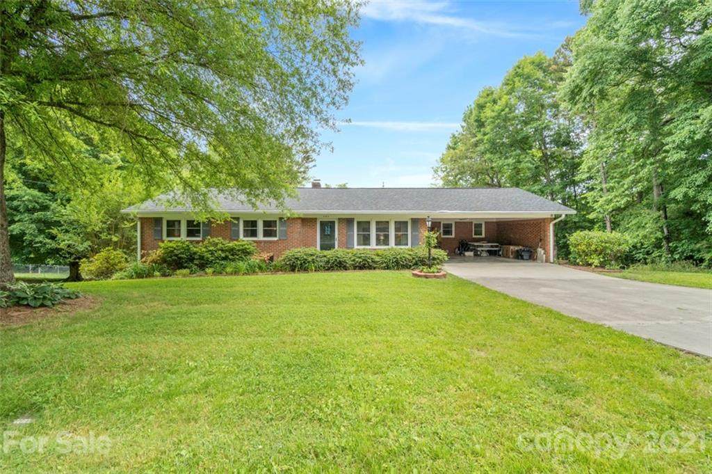107 Hoyle Street - Photo 1