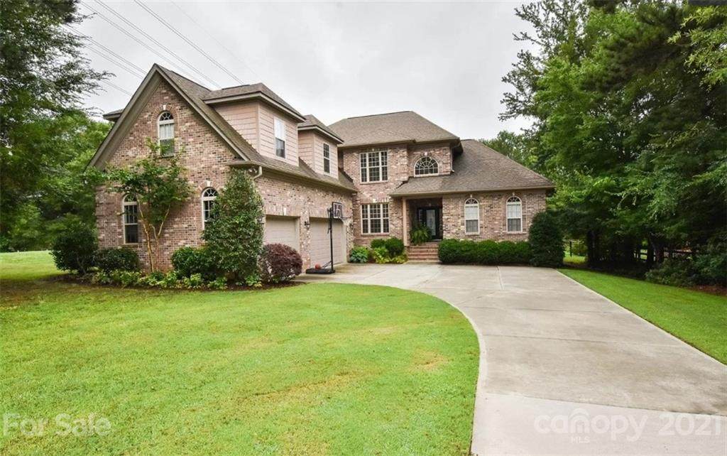 12113 Darby Chase Drive - Photo 1