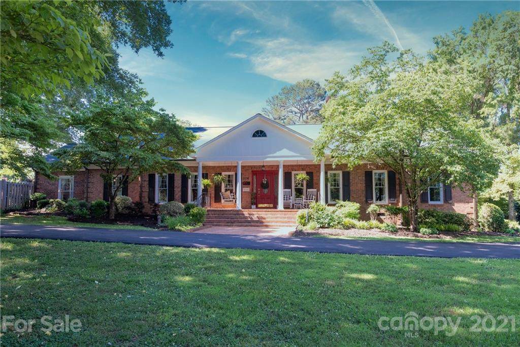 106 Boyd Street - Photo 1