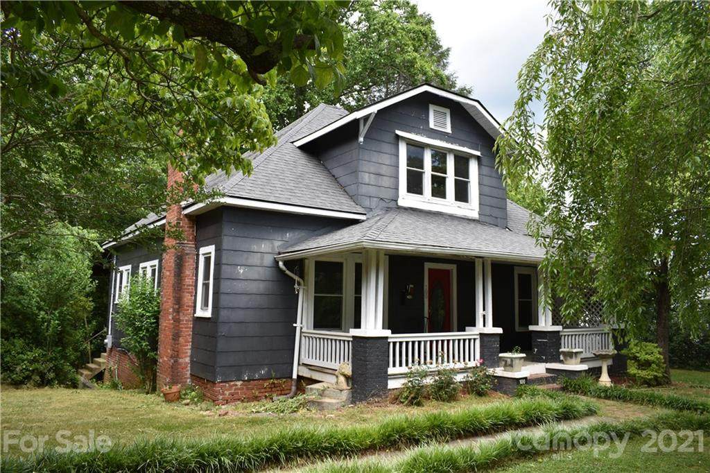 100 Mcdowell Avenue - Photo 1