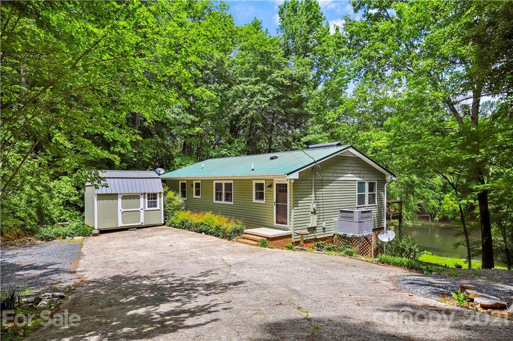 137 Kingfisher Drive - Photo 1