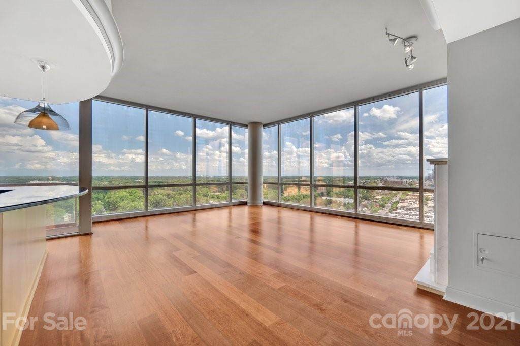 315 Arlington Avenue - Photo 1