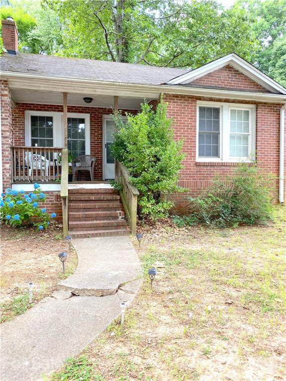 515 Englewood Street - Photo 1