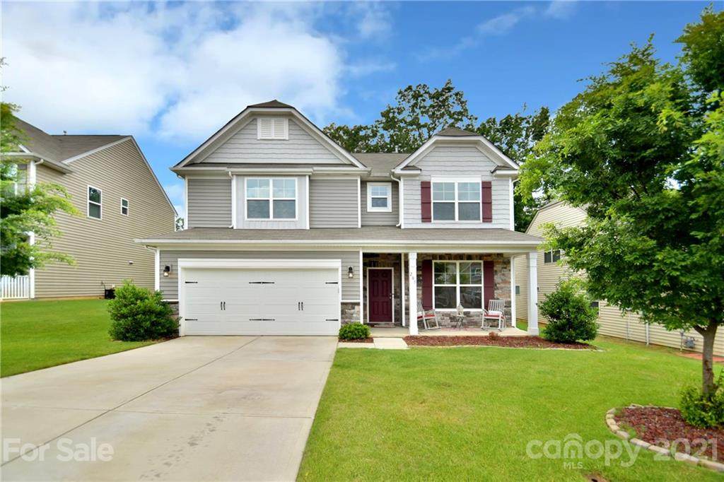 205 Kingston Drive - Photo 1