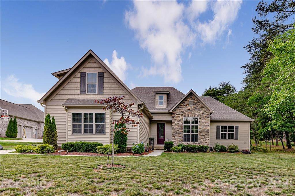 3315 Cayton Drive - Photo 1