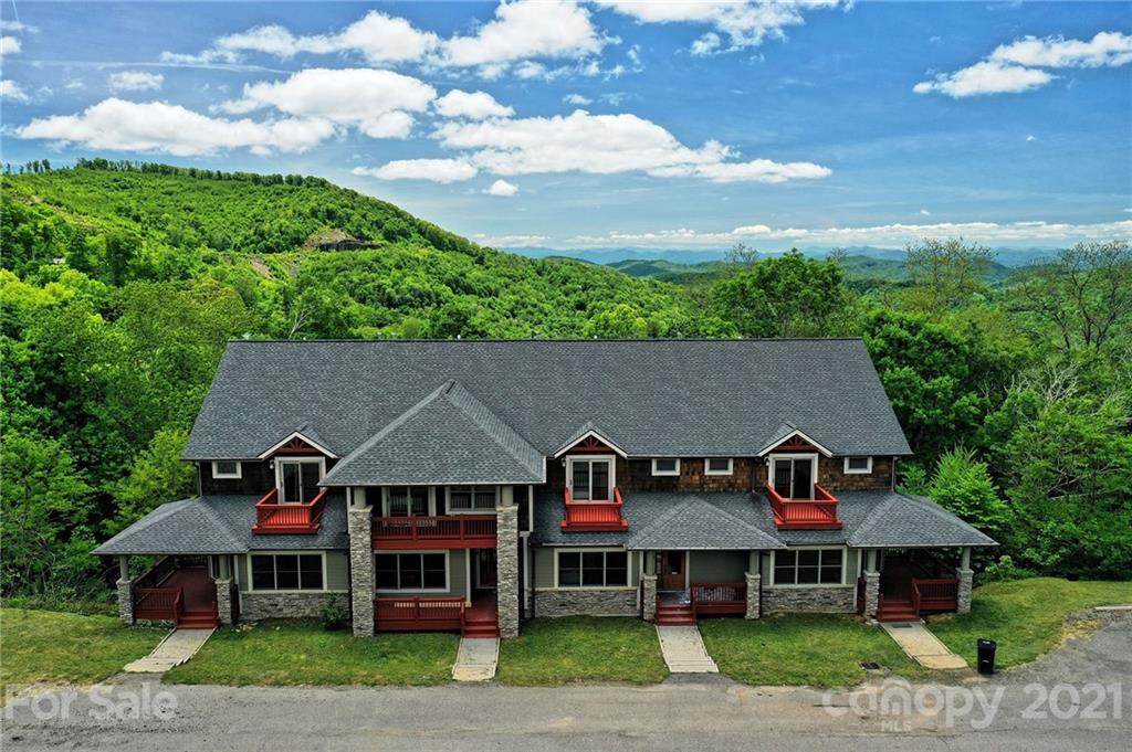 330 Vista Drive - Photo 1