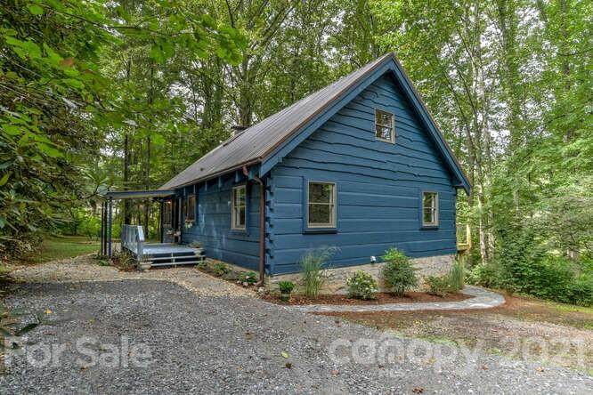 1305 Old Balsam Road - Photo 1
