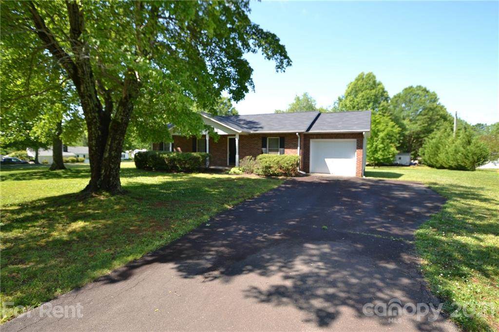 866 Ridge Drive - Photo 1