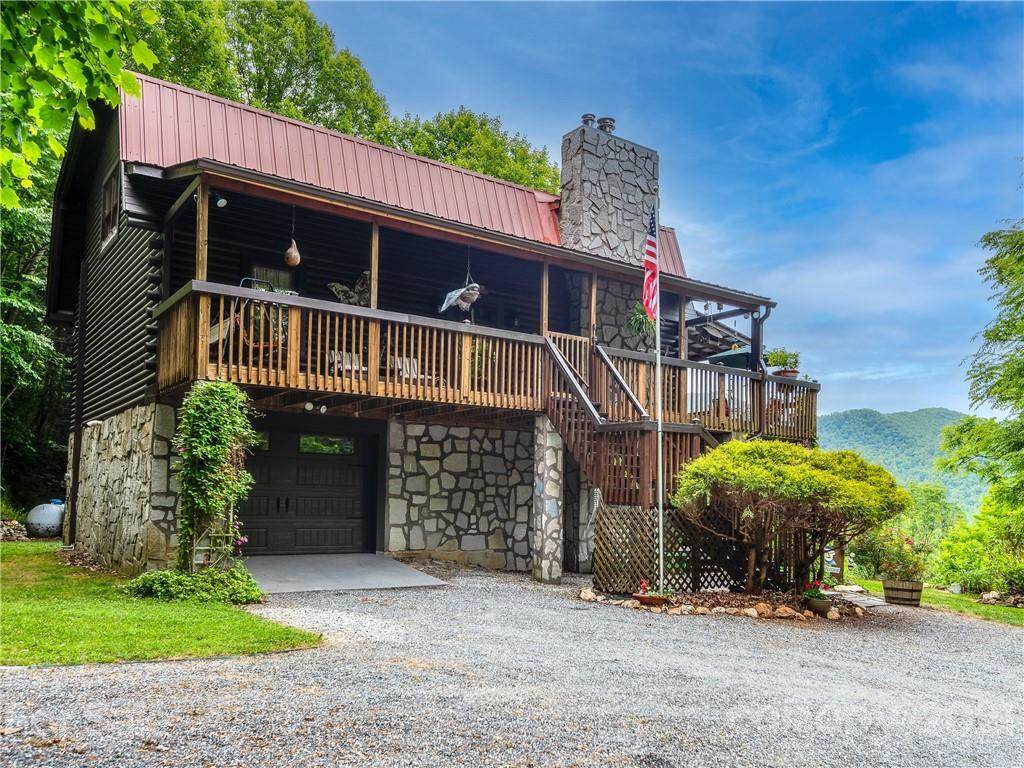 404 Timbuktu Road - Photo 1