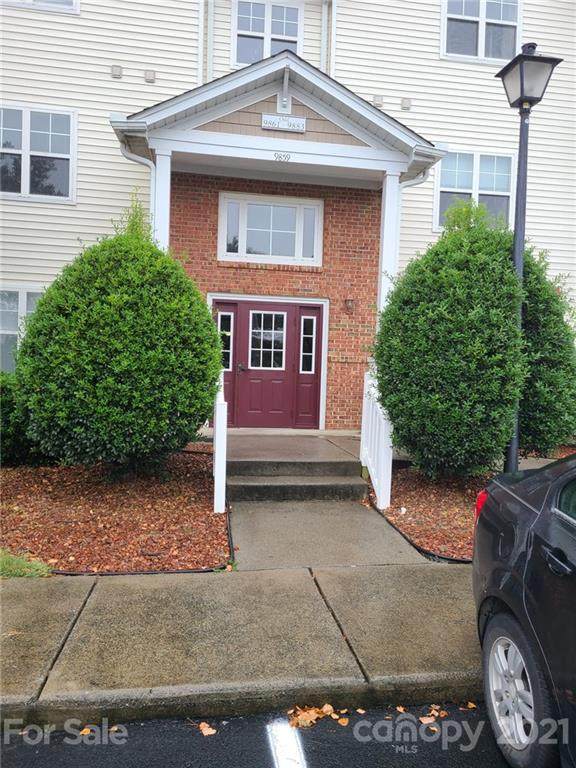 9881 Hyde Glen Court - Photo 1