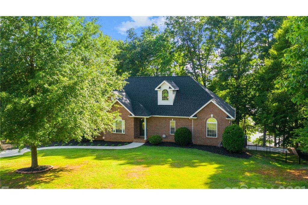 5122 Plantation Ridge Road - Photo 1