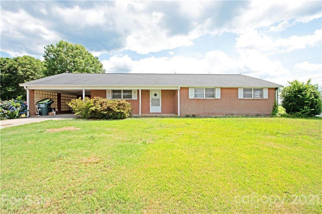 2725 Hwy 153 - Photo 1