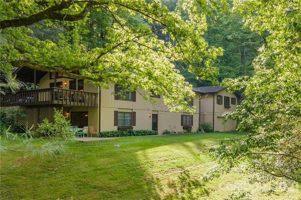 51 Village Way - Photo 1