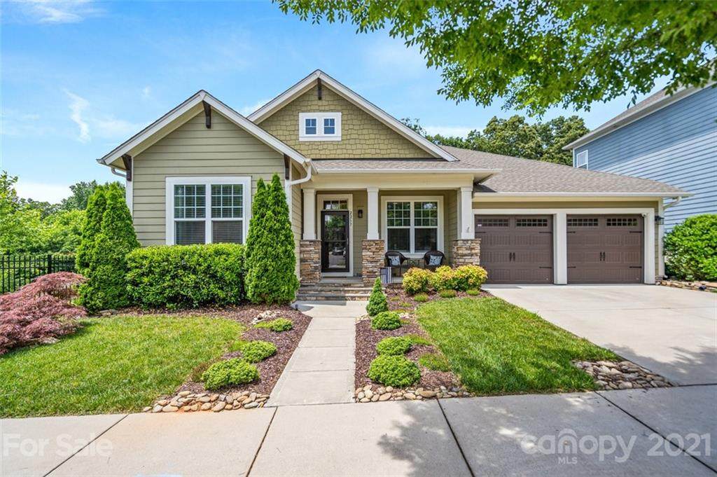 2237 Lexington Street - Photo 1