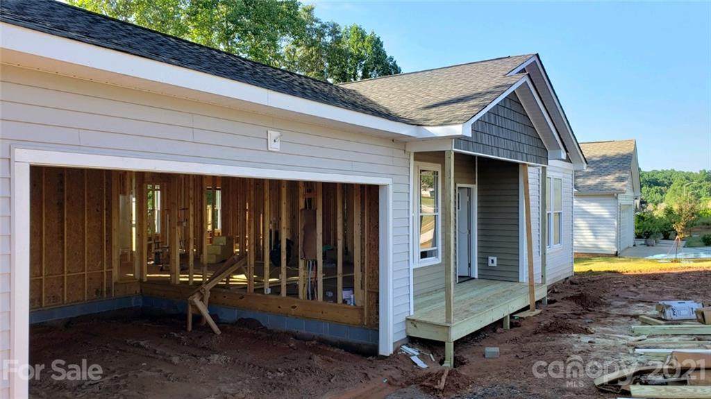 1658 Farmington Hills Drive - Photo 1