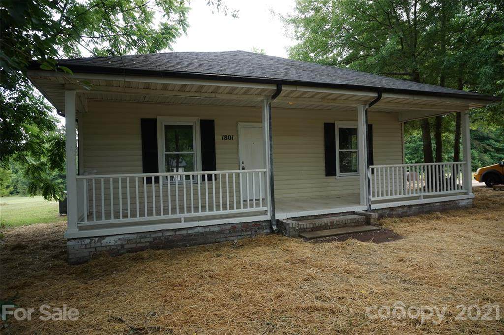 1801 Perfection Avenue - Photo 1
