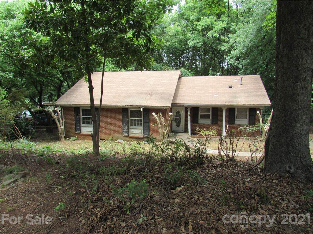 5911 Cherrycrest Lane - Photo 1