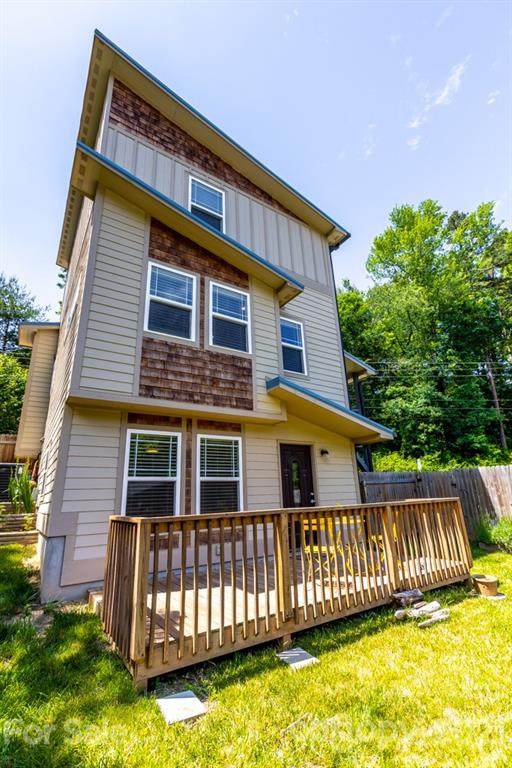 1809 Old Haywood Road - Photo 1