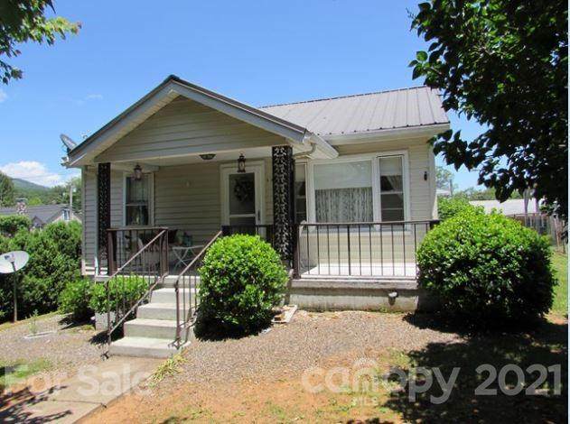 136 Meadow Road - Photo 1