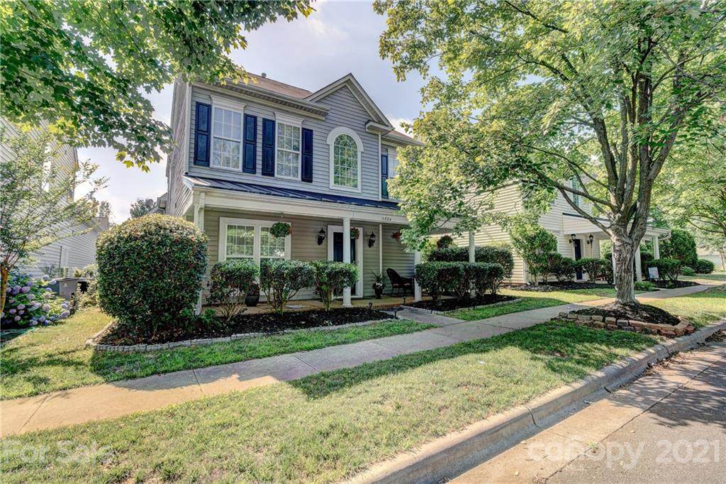 11724 Kingsley View Drive - Photo 1