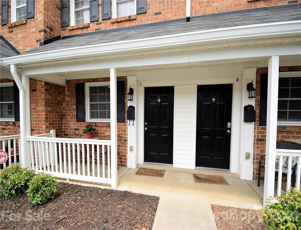 1310 Green Oaks Lane - Photo 1