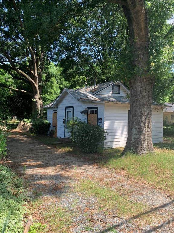 916 Interurban Avenue - Photo 1