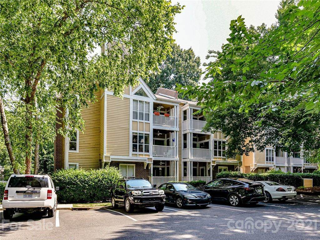 2518 Cranbrook Lane - Photo 1