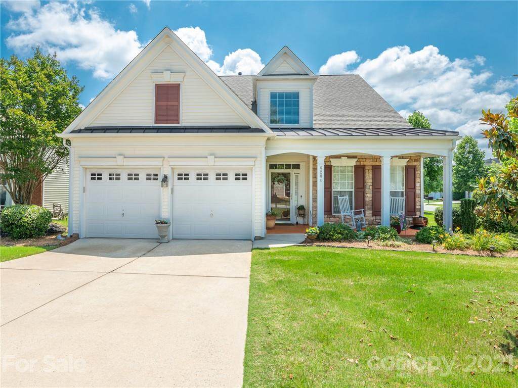 6204 Woodland Commons Drive - Photo 1