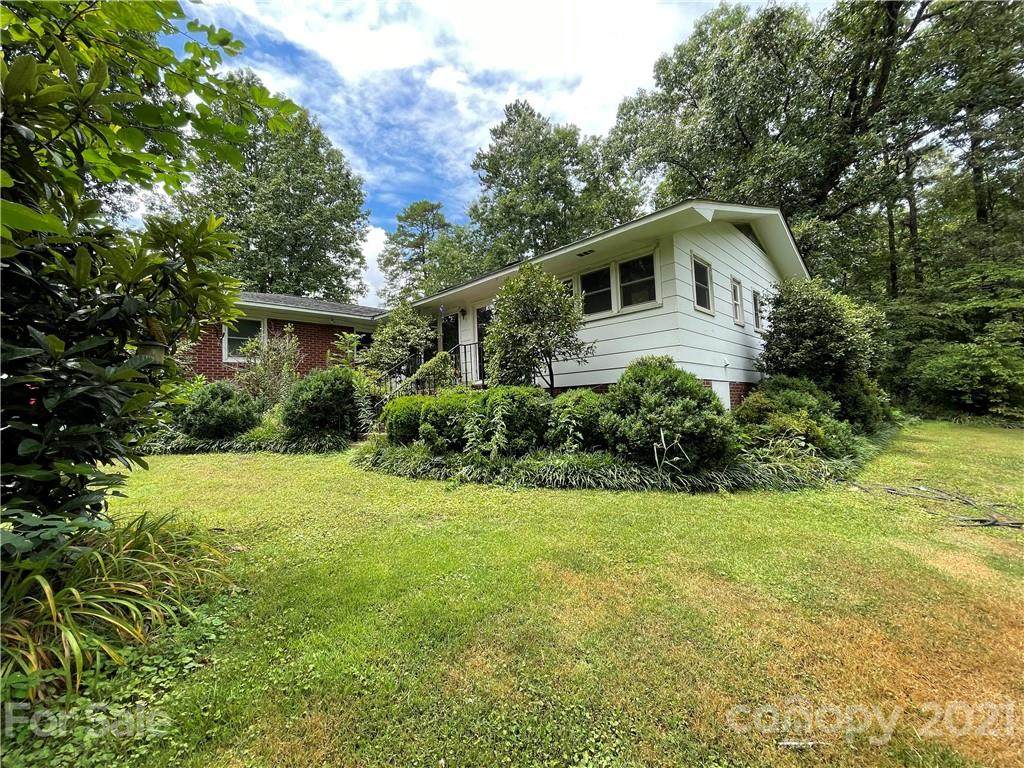 2038 Shelby Road - Photo 1