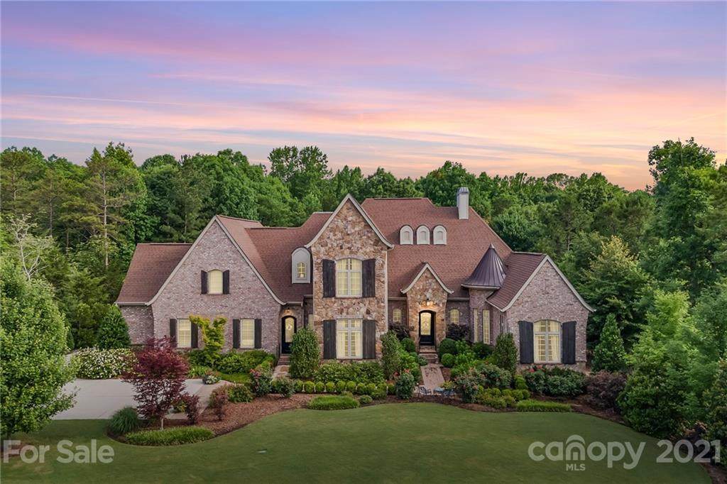 6023 Autumn Moon Drive - Photo 1