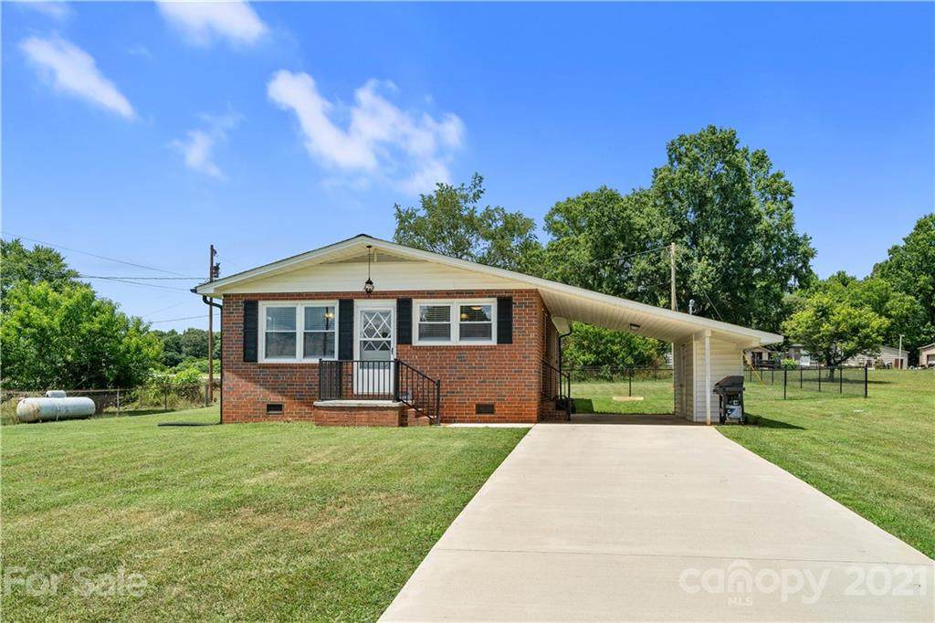 1258 Park Circle - Photo 1