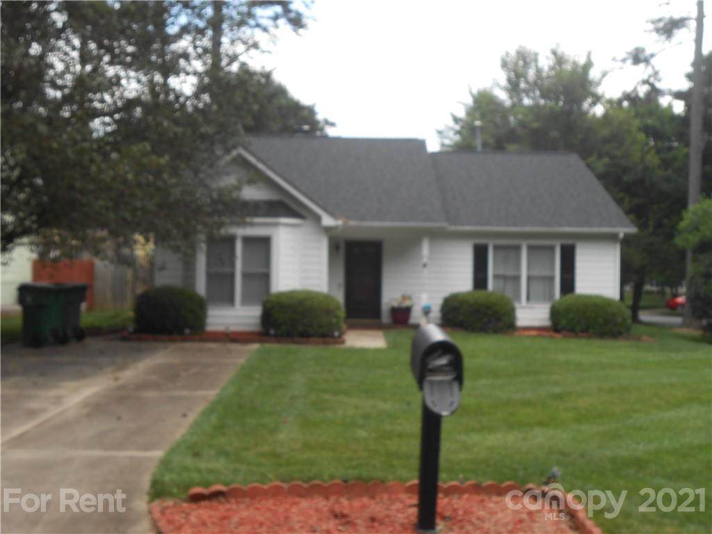 7502 Crestside Lane - Photo 1