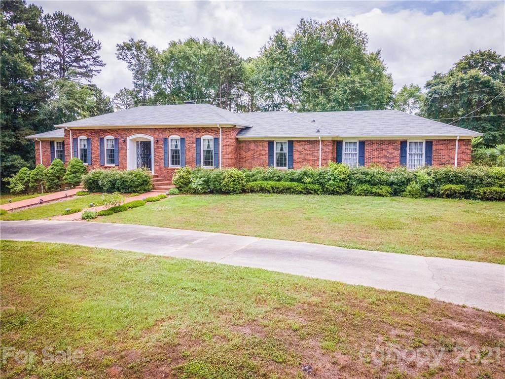 222 Oakmont Road - Photo 1