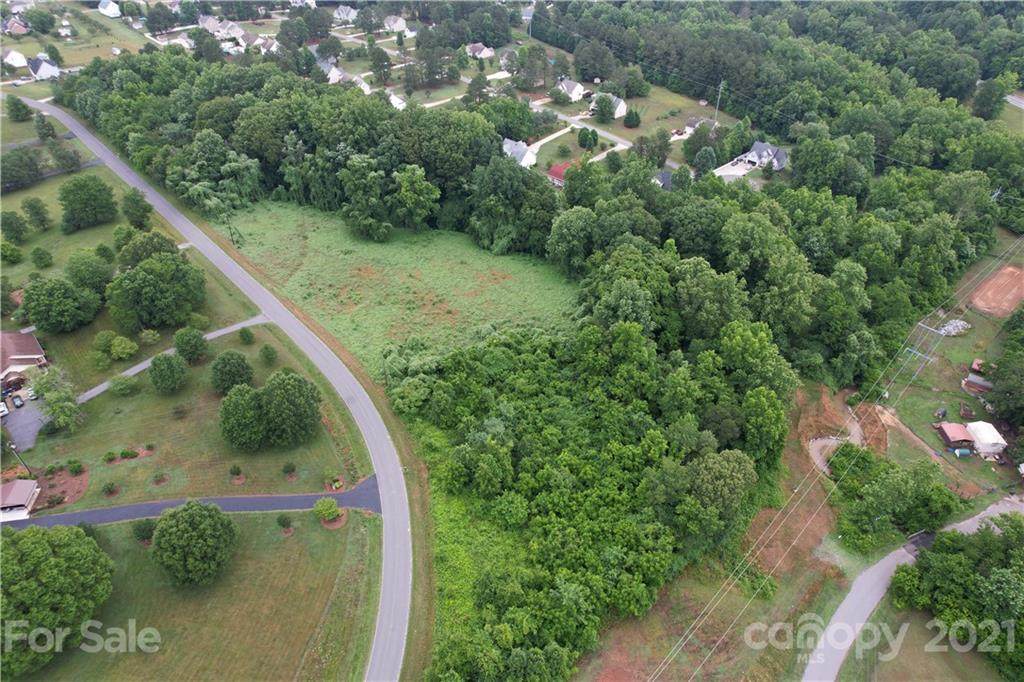 000 Hoover Road - Photo 1
