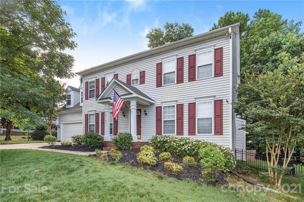 12107 Autumn Winds Lane - Photo 1