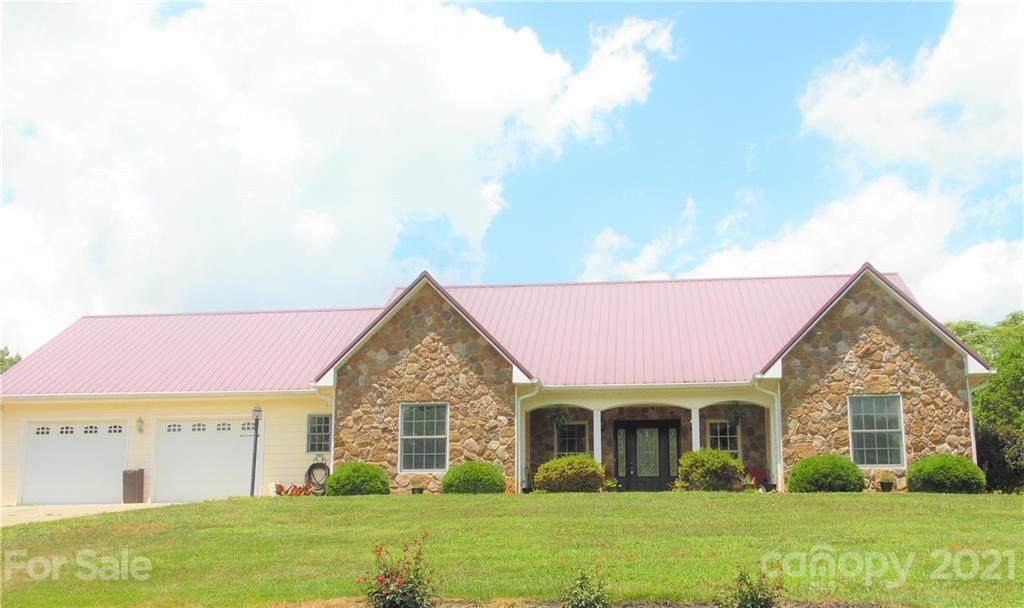 1753 Saddle Creek Road - Photo 1