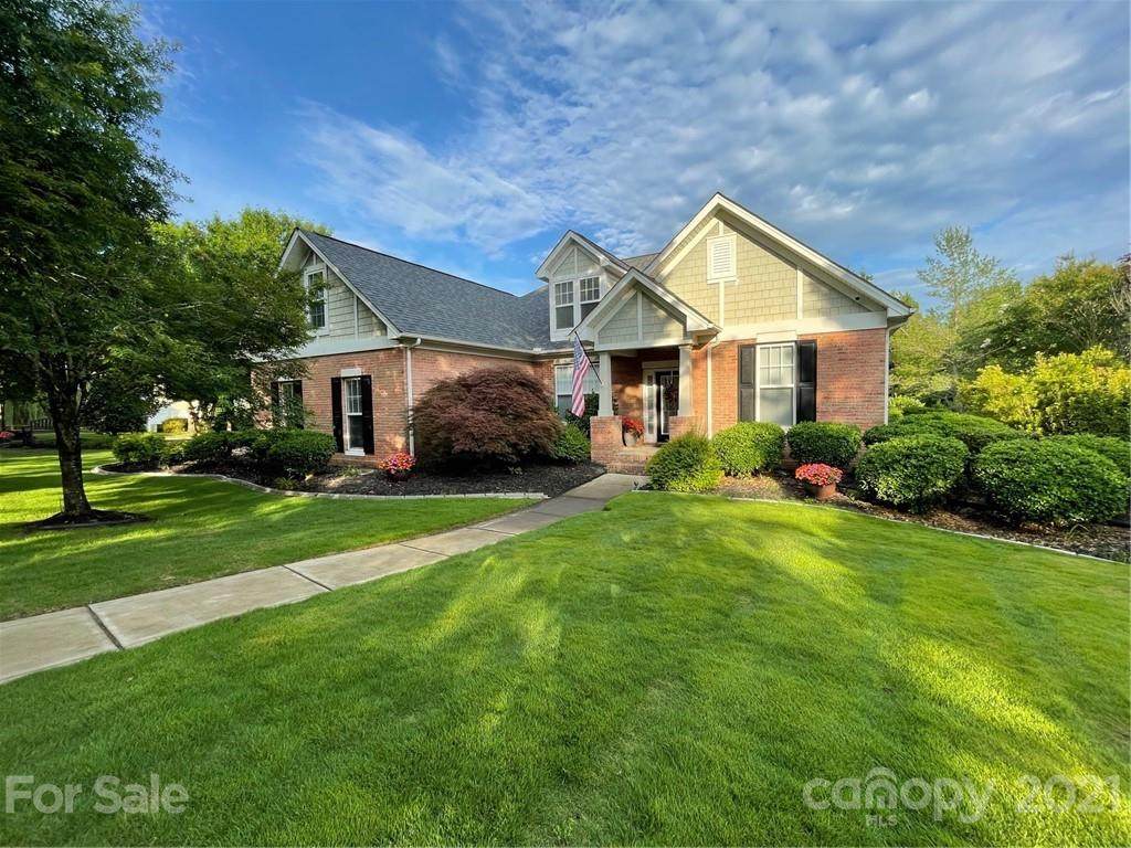 2008 Emerald Pines Drive - Photo 1