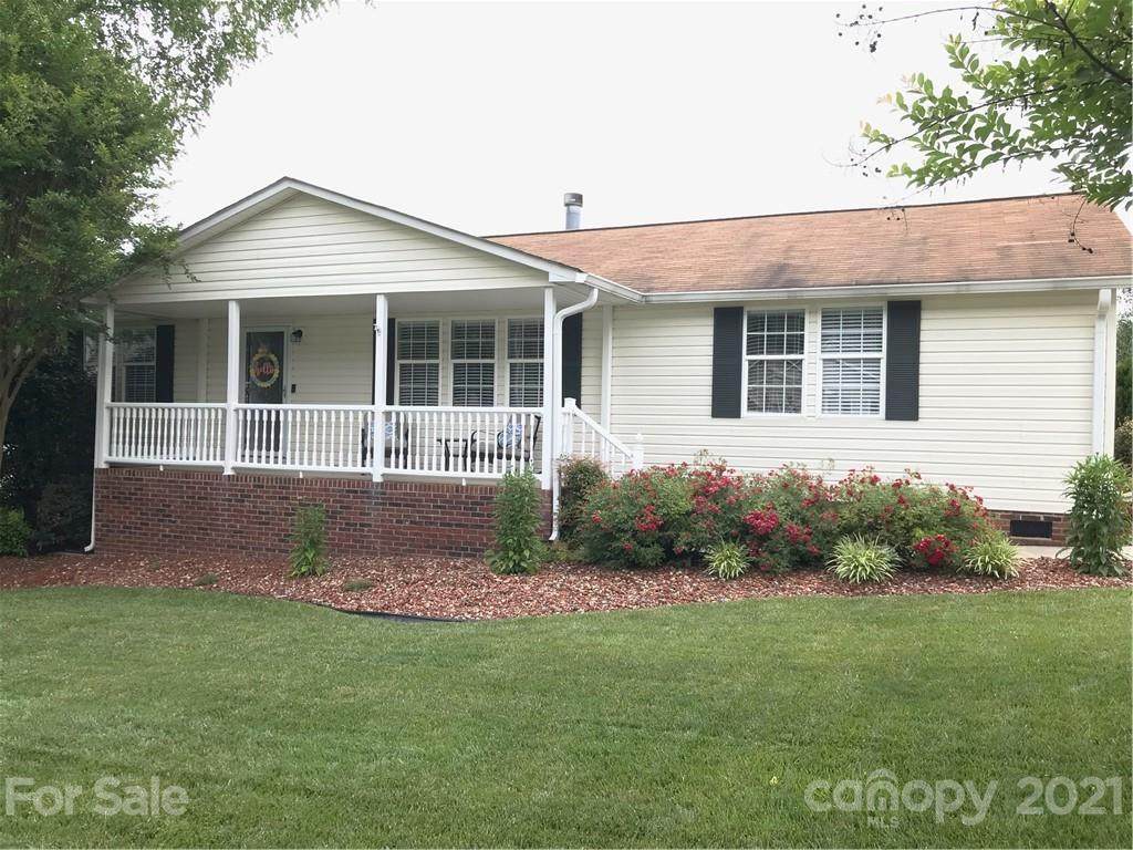 1685 Lemming Drive - Photo 1