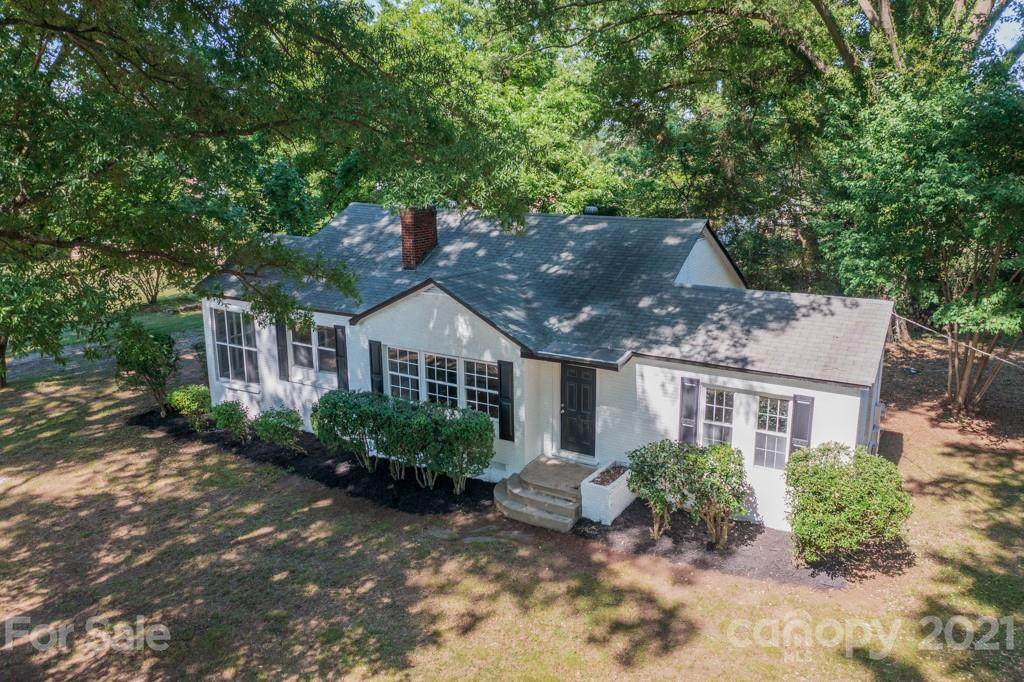 225 Raleigh Street - Photo 1