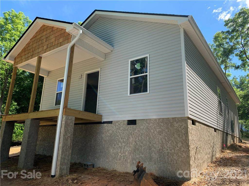 138 Orchard Street - Photo 1