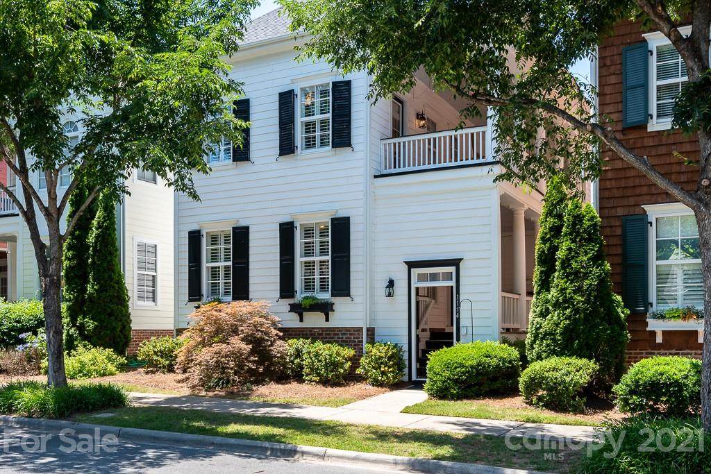 1114 South Street - Photo 1