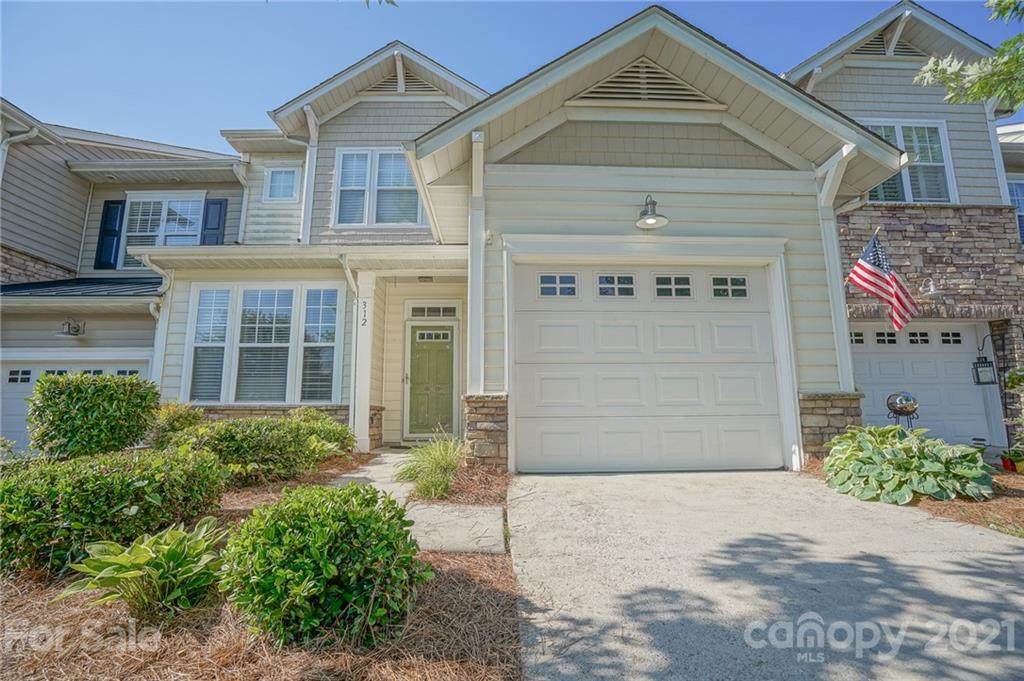 312 Park View Drive - Photo 1