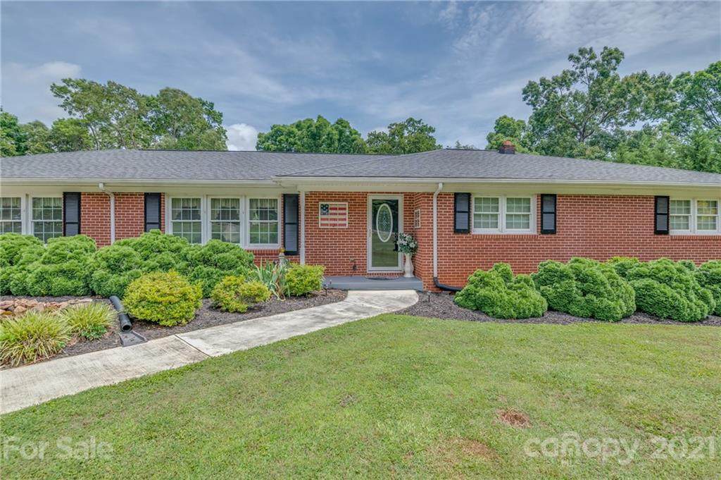 157 Griffin Road - Photo 1